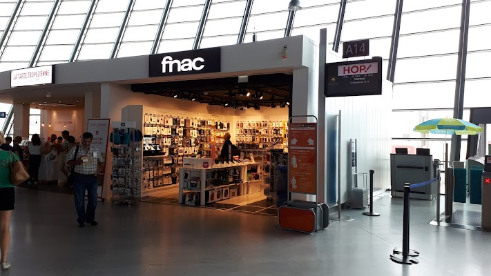 Fnac at Nice Airport